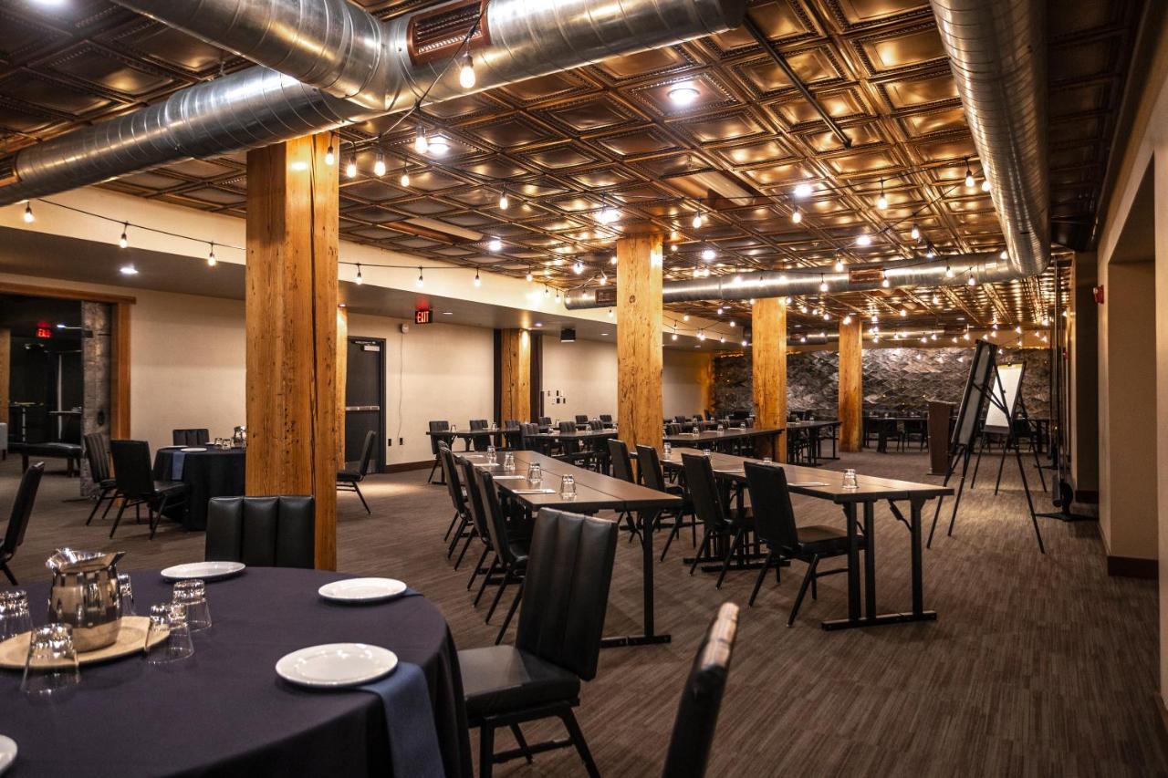 The Iron Horse Hotel (Adults Only) Milwaukee Bagian luar foto