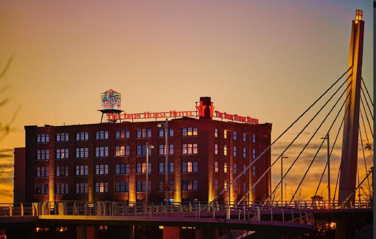 The Iron Horse Hotel (Adults Only) Milwaukee Bagian luar foto